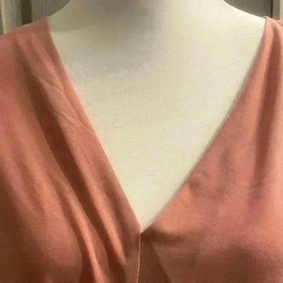 Perseption Concept short sleeve V neck front tie knot in mauve NWT size Large - Picture 3 of 8